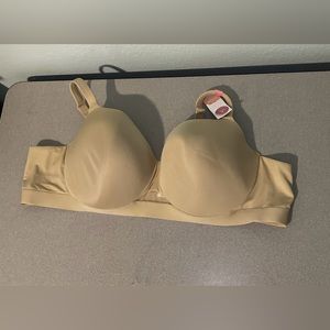 Cacique NWT lightly lined balconette  bra size 54B